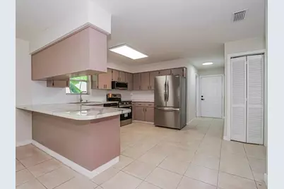 1336 26th Avenue SW, Vero Beach, FL 32962 - Photo 9