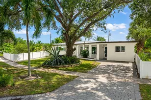 2298 NE 4th Ave, Boca Raton, FL 33486 - Photo 5