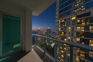 300 S Biscayne Blvd, Miami, FL 33131 - Photo 23