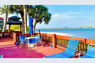 7030 Half Moon Circle, Unit #121, Hypoluxo, FL 33462 - Photo 11