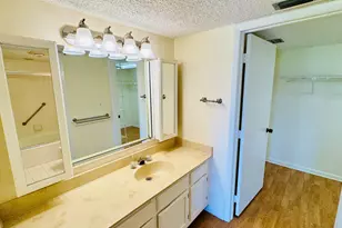 7030 Half Moon Cir, Hypoluxo, FL 33462 - Photo 35