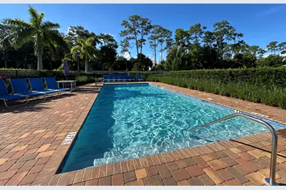 6607 Pointe Of Woods Drive, West Palm Beach, FL 33413 - Photo 19