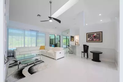 221 Cypress Trace, Royal Palm Beach, FL 33411 - Photo 9