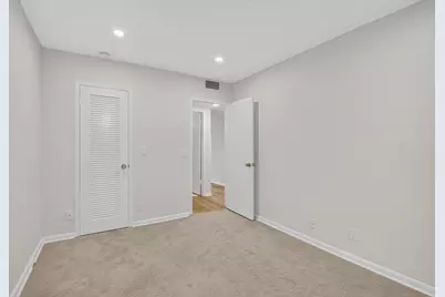 125 Brighton C, Boca Raton, FL 33434 - Photo 17