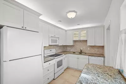 16 SE Turtle Creek Drive, Unit #E, Tequesta, FL 33469 - Photo 7