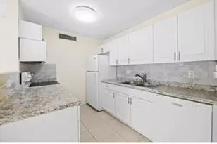 [Address not provided], West Palm Beach, FL 33401 - Photo 3