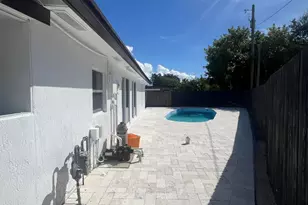 1319 Crest Dr, Lake Worth Beach, FL 33461 - Photo 29