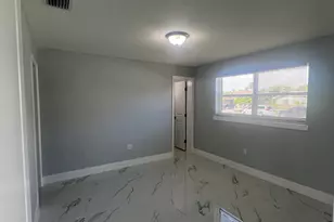 1319 Crest Dr, Lake Worth Beach, FL 33461 - Photo 15