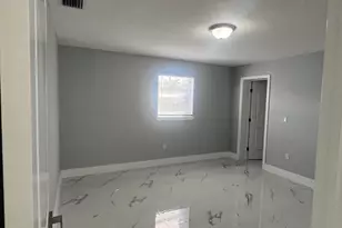 1319 Crest Dr, Lake Worth Beach, FL 33461 - Photo 17