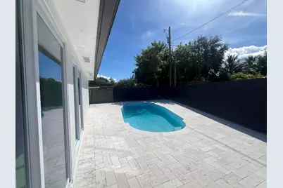 1319 Crest Drive, Lake Worth Beach, FL 33461 - Photo 27