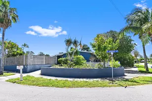 1032 W Jennings St, Lantana, FL 33462 - Photo 3