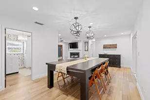 1039 NW 8th St, Boca Raton, FL 33486 - Photo 9