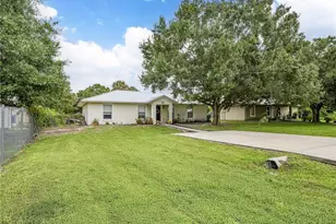 2739 NW 6th St, Okeechobee, FL 34972 - Photo 1