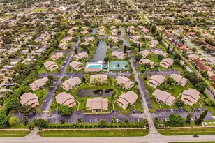 342 Pine Ridge Cir, Greenacres, FL 33463 - Photo 43