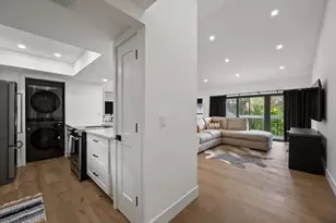 11863 Wimbledon Circle Unit, Wellington, FL 33414 - Photo 3