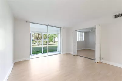 9523 S Hollybrook Lake Drive, Unit #107, Pembroke Pines, FL 33025 - Photo 15