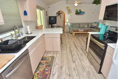 362 SW De Gouvea Terrace, Port Saint Lucie, FL 34984 - Photo 9