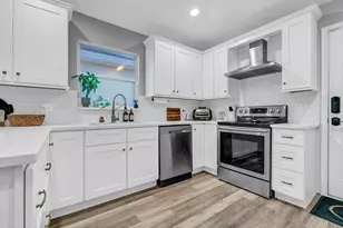 1048 Island Manor Dr, Greenacres, FL 33413 - Photo 11