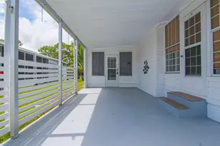 4 N North Warner Dr, Jensen Beach, FL 34957 - Photo 5