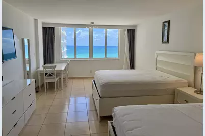 19201 Collins Avenue, Unit #448, Sunny Isles Beach, FL 33160 - Photo 7