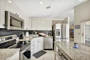 2891 SW Shinnecock Hills Ct, Palm City, FL 34990 - Photo 17