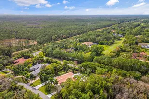 18798 SE Old Trail Dr W, Jupiter, FL 33478 - Photo 17