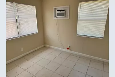 5707 Briarwood Street, Mangonia Park, FL 33407 - Photo 17