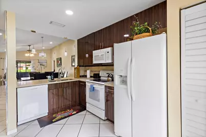 1315 Summit Run Circle, West Palm Beach, FL 33415 - Photo 5