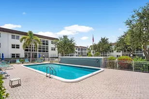 1501 S Ocean Blvd, Lauderdale by the Sea, FL 33062 - Photo 1