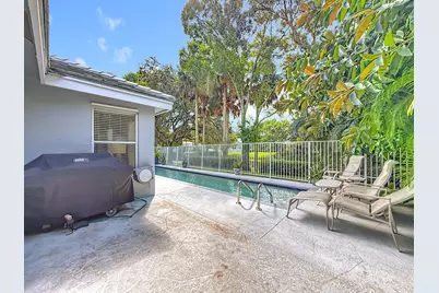 14 Lawrence Lake Drive, Boynton Beach, FL 33436 - Photo 47