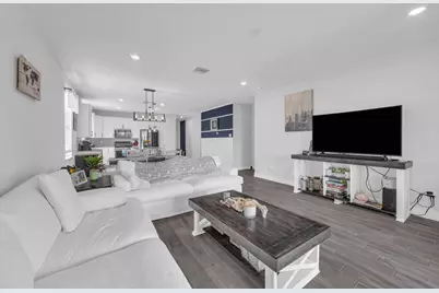 10389 SW Captiva Drive, Port Saint Lucie, FL 34987 - Photo 7