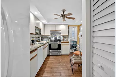 5340 NW 2nd Avenue, Unit #421, Boca Raton, FL 33487 - Photo 3