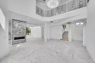 10404 Trianon Pl, Wellington, FL 33449 - Photo 11