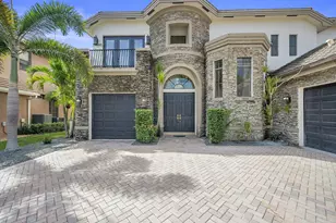 10404 Trianon Pl, Wellington, FL 33449 - Photo 5