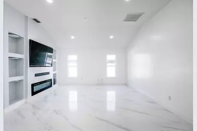 931 SE Belfast Avenue, Port Saint Lucie, FL 34983 - Photo 17