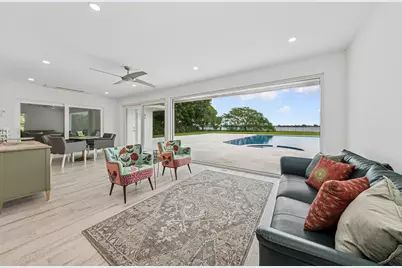 8 Woodbrook Circle, West Palm Beach, FL 33401 - Photo 11