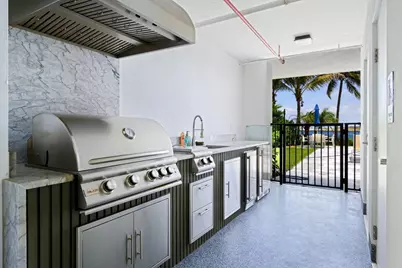 206 Inlet Way, Unit #2W, Palm Beach Shores, FL 33404 - Photo 39