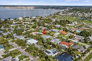 1915 Eucalyptus Ave, Fort Pierce, FL 34949 - Photo 3