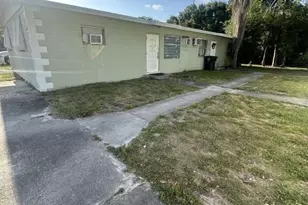 610 Holly Ave, Fort Pierce, FL 34982 - Photo 3