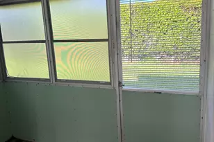 2911 Ashley Dr W, West Palm Beach, FL 33415 - Photo 23