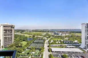 2425 Presidential Way, West Palm Beach, FL 33401 - Photo 19