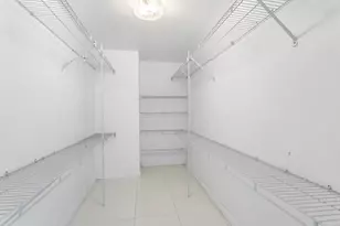 2425 Presidential Way, West Palm Beach, FL 33401 - Photo 13