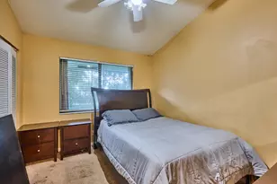 305 Harbour Pointe Way, Greenacres, FL 33413 - Photo 15