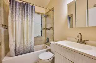 305 Harbour Pointe Way, Greenacres, FL 33413 - Photo 19