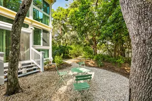1300 Palmetto Ct, Vero Beach, FL 32963 - Photo 9