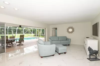 2811 SE Fairway W, Stuart, FL 34997 - Photo 13