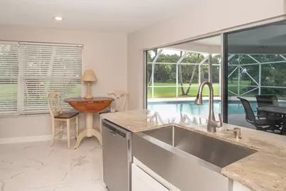 2811 SE Fairway W, Stuart, FL 34997 - Photo 21