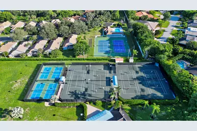 634 W Lakewoode Circle, Delray Beach, FL 33445 - Photo 59