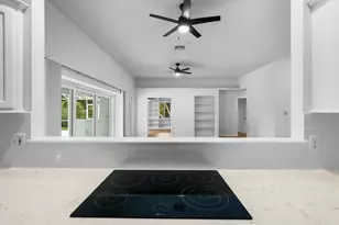 470 SW Sanctuary Pl, Port Saint Lucie, FL 34986 - Photo 29