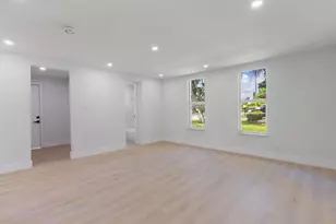 1108 W 33rd St, Riviera Beach, FL 33404 - Photo 5